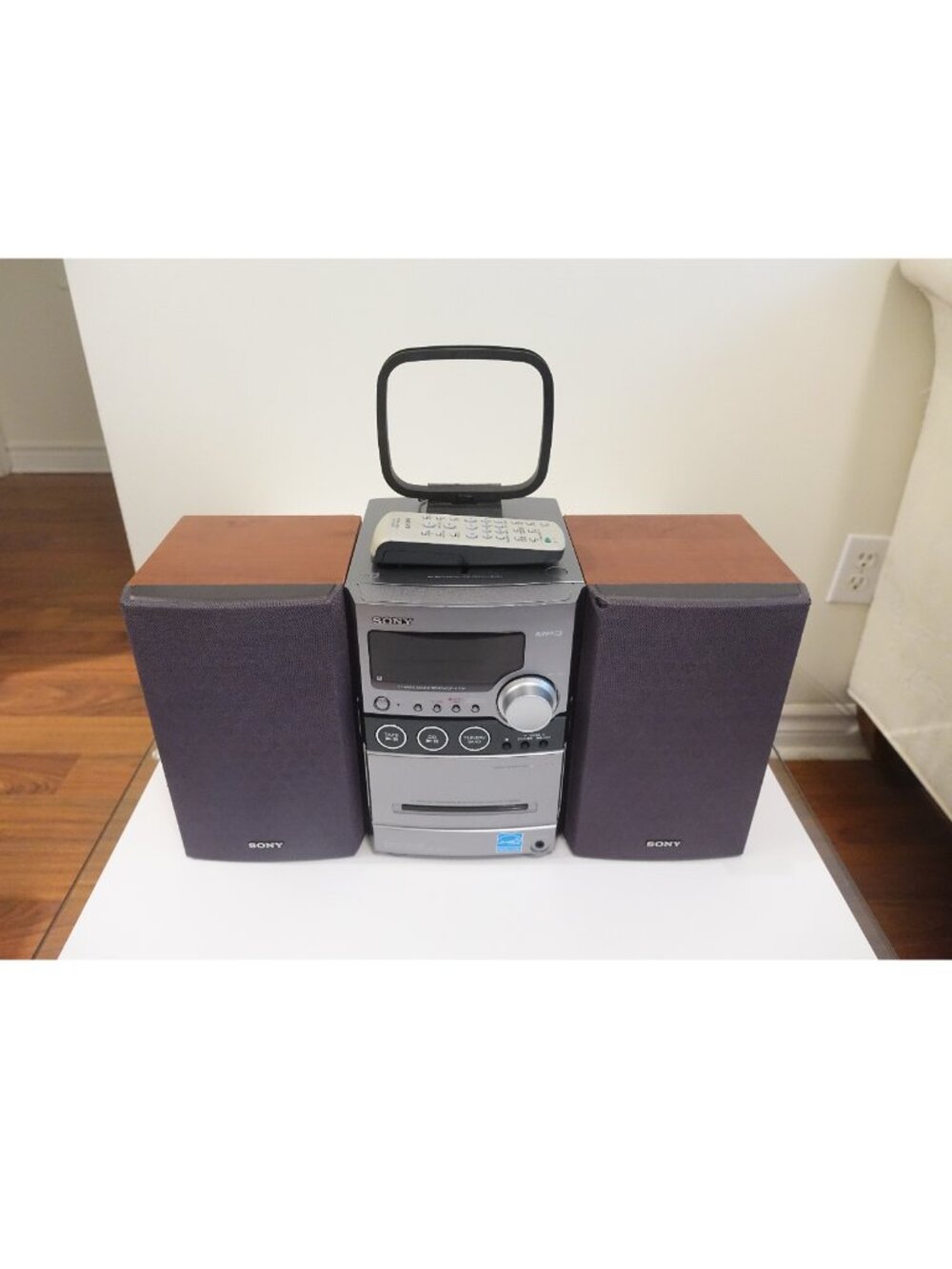 Sony CMT-NEZ30 Bookshelf CD/Cassette AM/FM Micro HiFi Component System 🔥